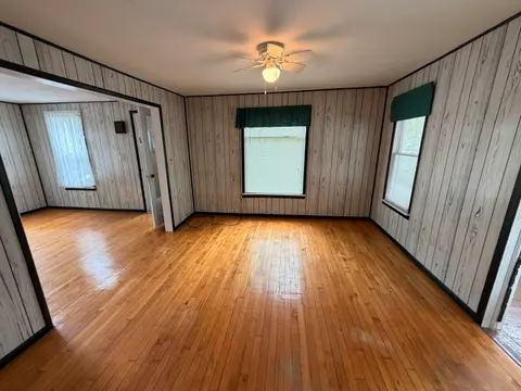 1107 Michigan Avenue, Alma MI 48801 photo 5