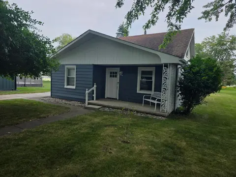 118 Davis Street, Saint Louis MI 48880 photo 3