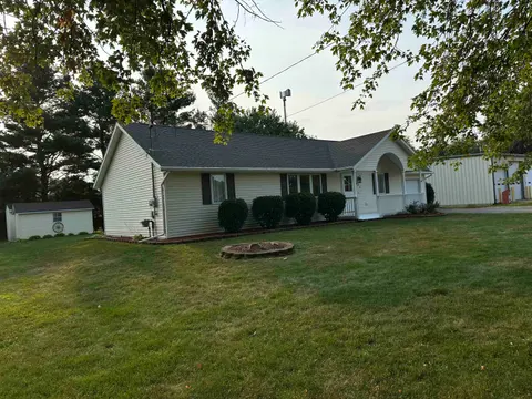 436 N Chippewa, Shepherd MI 48883 photo 2
