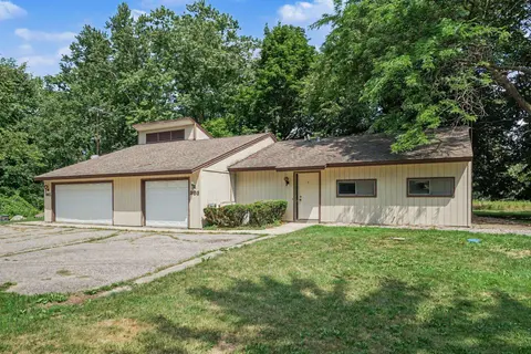 983 Meadowbrook Drive, Mount Pleasant MI 48858 multi-family property for sale