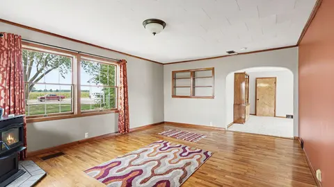 385 S Ely Highway, Ithaca MI 48847 photo 3