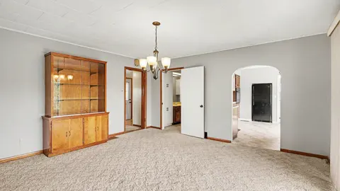 385 S Ely Highway, Ithaca MI 48847 photo 5