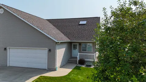 2767 Weatherwood Street, Mount Pleasant MI 48858 condo for sale