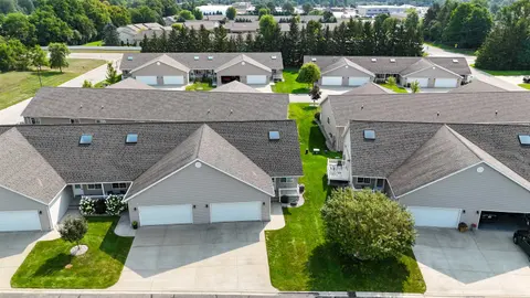 2767 Weatherwood Street, Mount Pleasant MI 48858 photo 2
