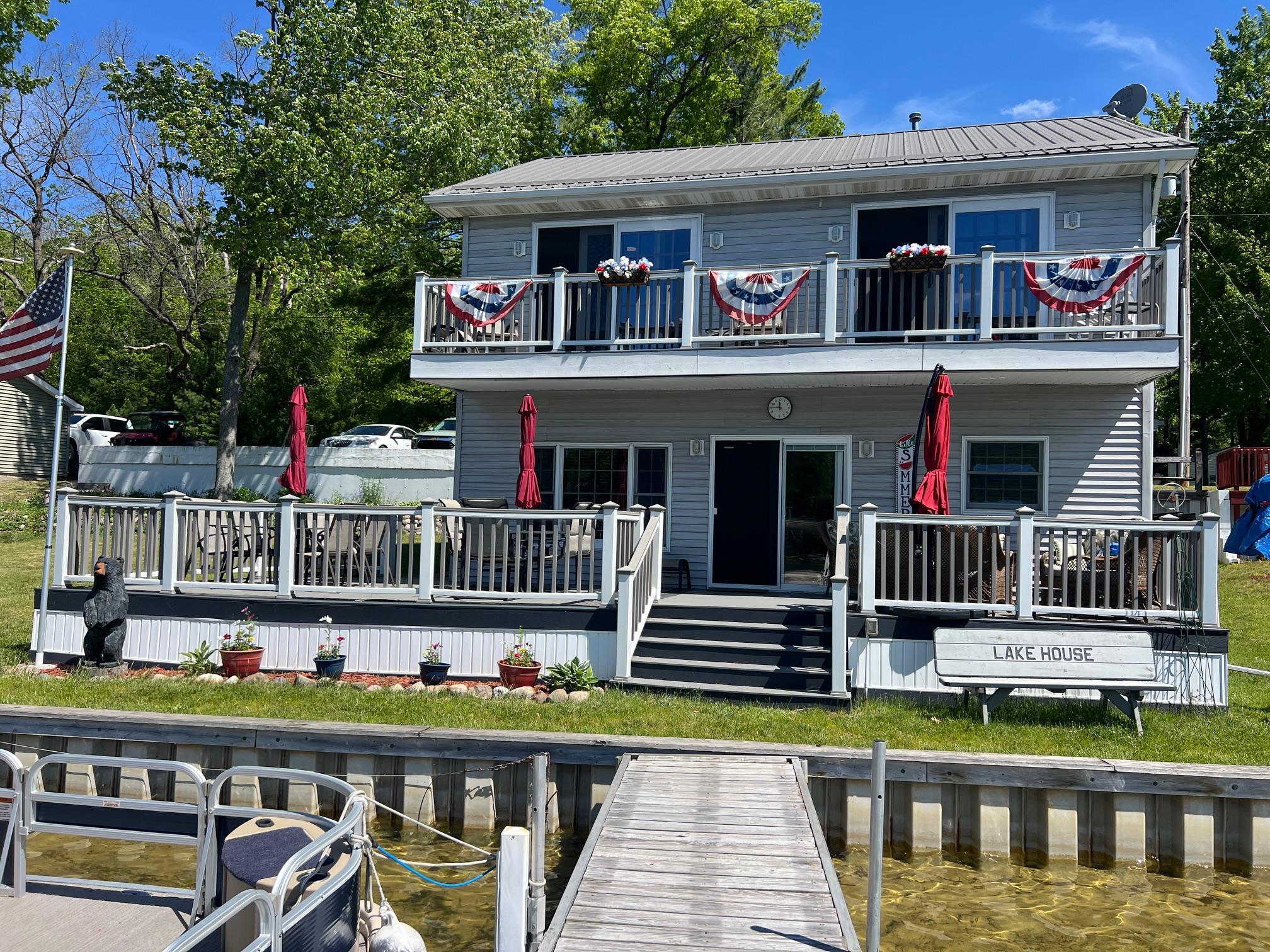 1516 Forest, Harrison MI 48625 photo 1