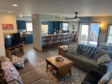 1516 Forest, Harrison MI 48625 photo 4