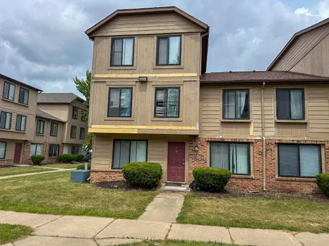 1825 S Crawford Road, Mount Pleasant MI 48858 multi-family property for sale