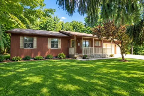5383 N Rich Road, Alma MI 48801 photo 3
