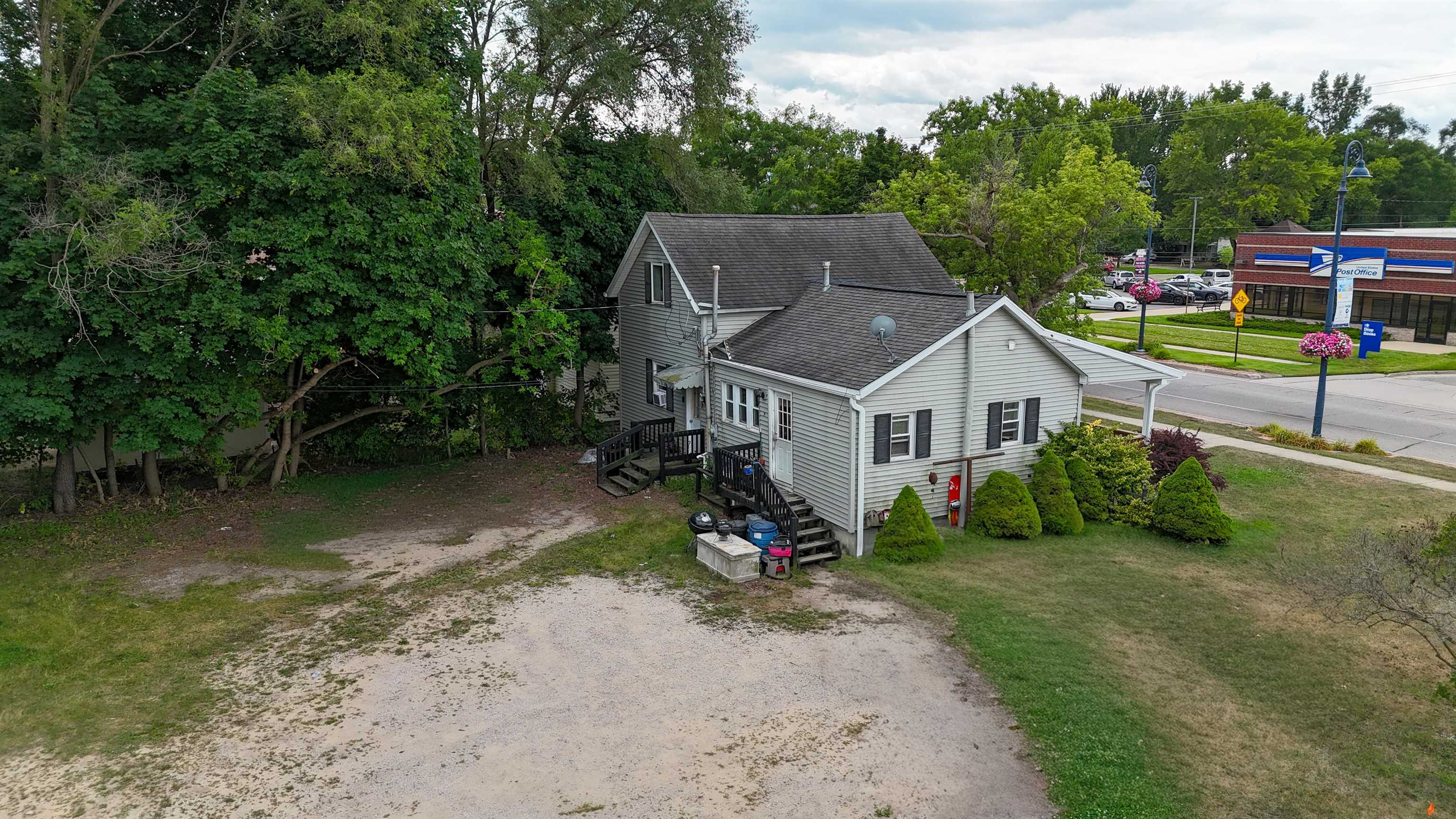 722 & 722 1/2 N Main Street, Mount Pleasant MI 48858 photo 1