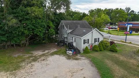 722 & 722 1/2 N Main Street, Mount Pleasant MI 48858 multi-family property for sale