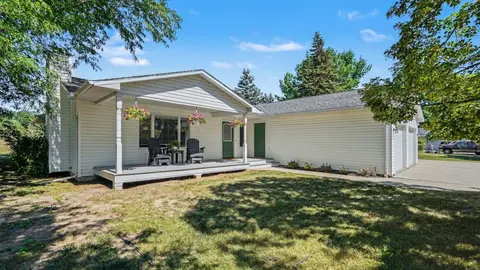 230 W Deerfield Road, Mount Pleasant MI 48858 photo 2