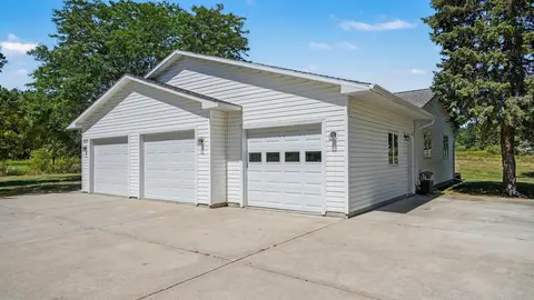 230 W Deerfield Road, Mount Pleasant MI 48858 photo 3