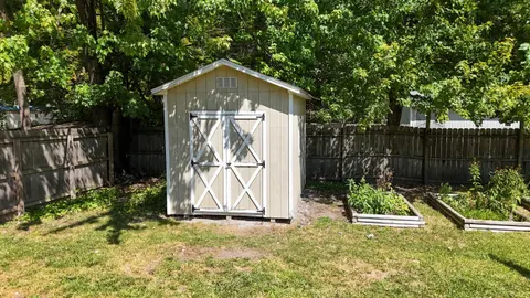 301 N 5th Street, Coleman MI 48618 photo 3
