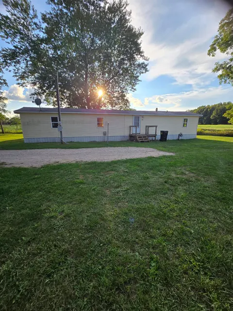 326 W Burton Street, Pompeii MI 48874 home for sale