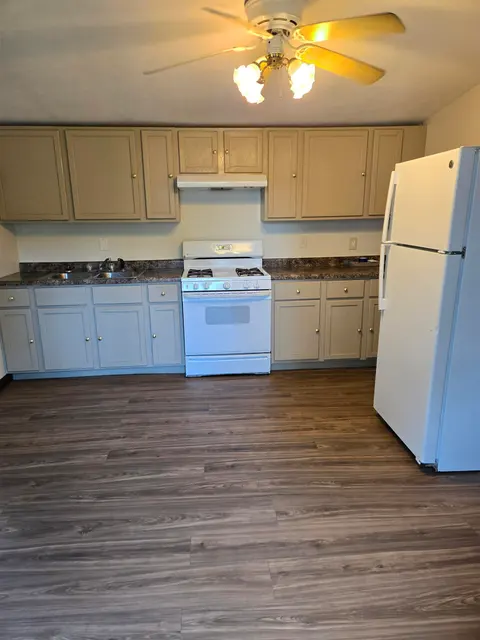 326 W Burton Street, Pompeii MI 48874 photo 5