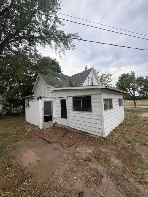 915 W Broadway Street, Mount Pleasant MI 48858 photo 5