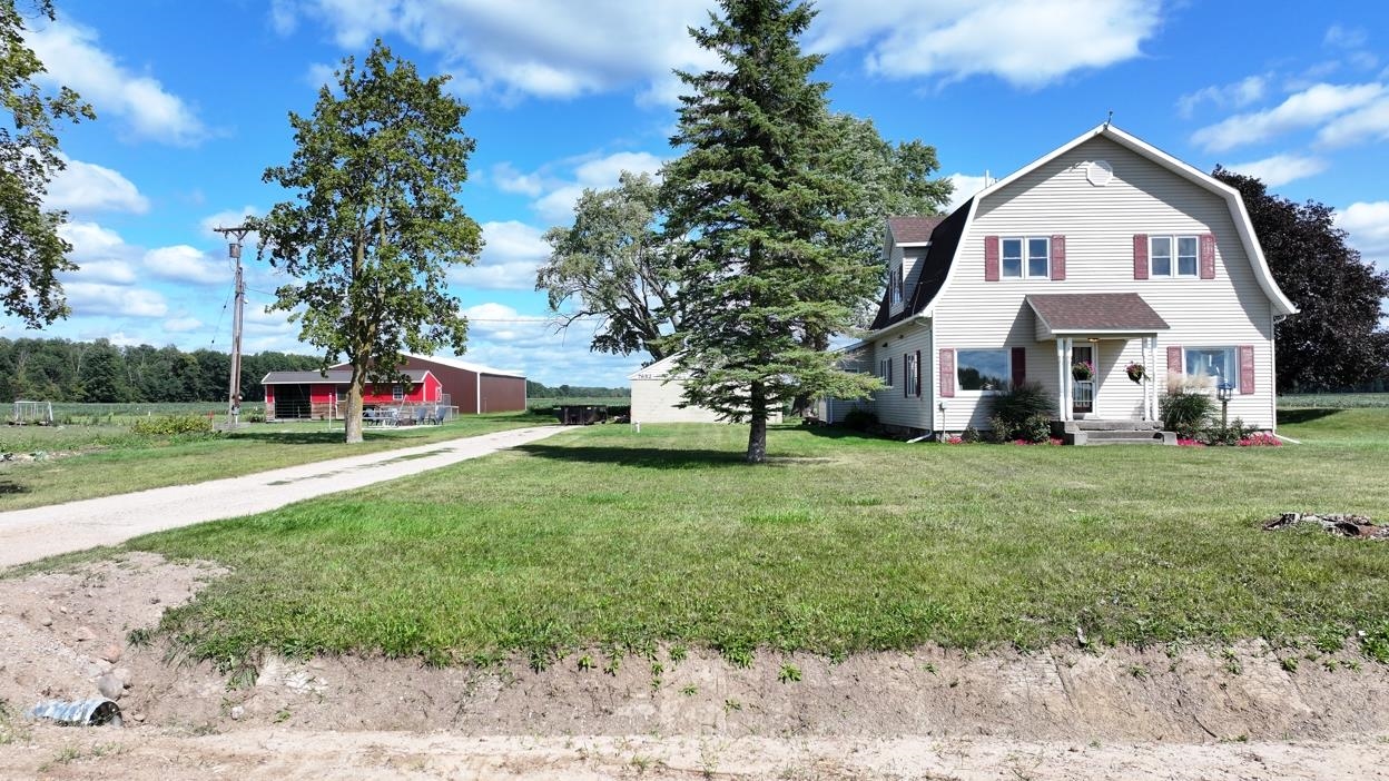 7652 N Wise Road, Clare MI 48617 photo 1