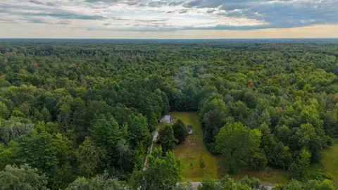 3759 S Loomis Road, Mount Pleasant MI 48858 photo 4