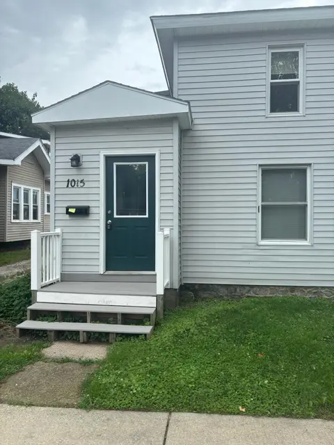 1015 S Franklin # 6, Mount Pleasant MI 48858 photo 2