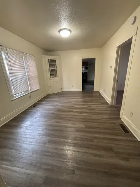 1015 S Franklin # 6, Mount Pleasant MI 48858 photo 5