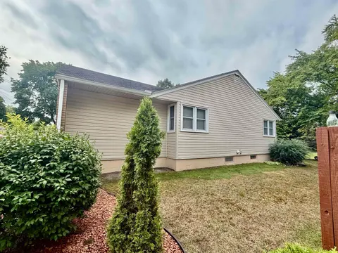 445 Yale Avenue, Alma MI 48801 photo 4