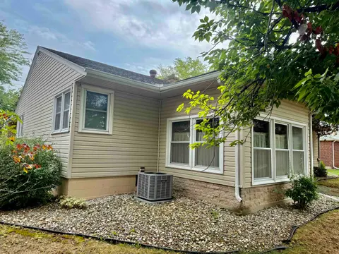 445 Yale Avenue, Alma MI 48801 photo 5