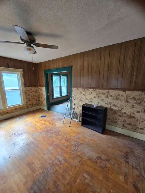 907 N Court Avenue, Alma MI 48801 photo 5
