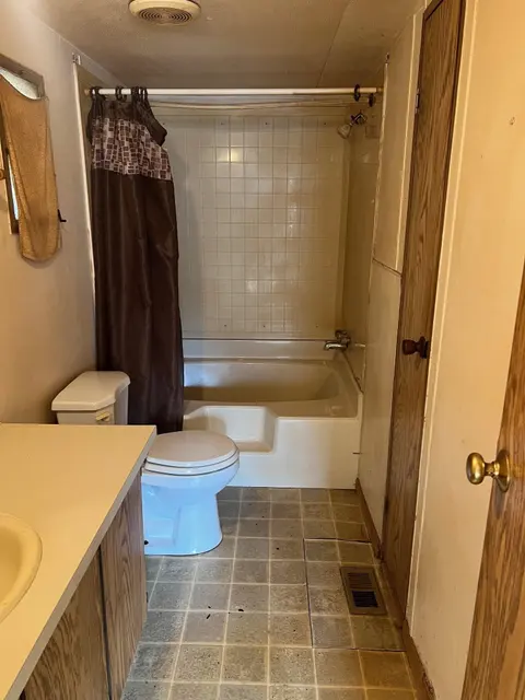 502 Hysell Street, Clare MI 48617 photo 3