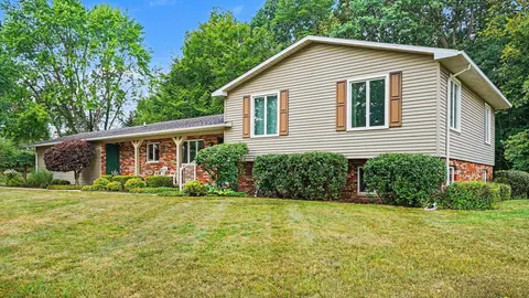 1492 W Bluegrass Road, Mount Pleasant MI 48858 home for sale