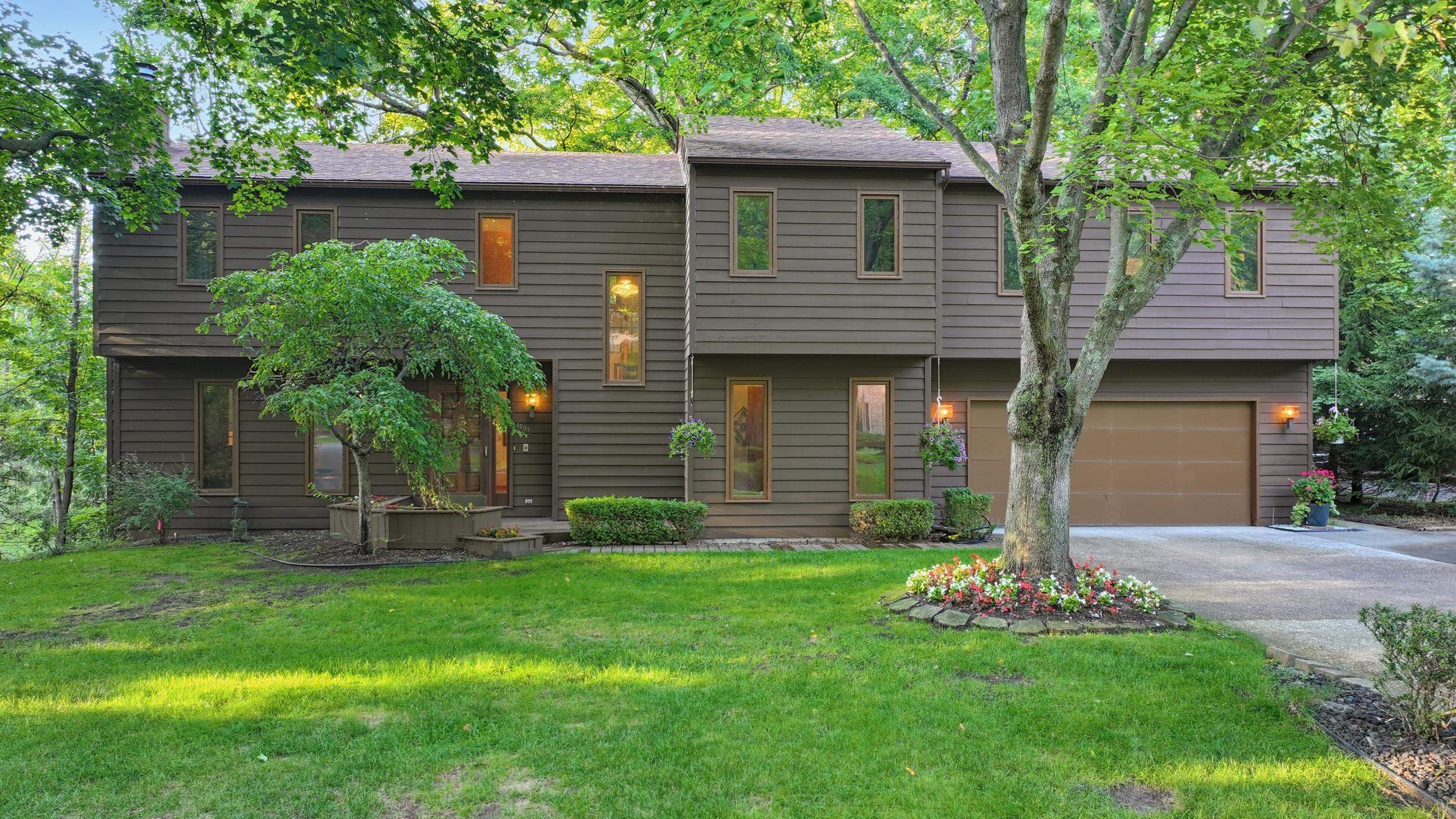 1207 Forest Lane # 54, Mount Pleasant MI 48858 photo 1