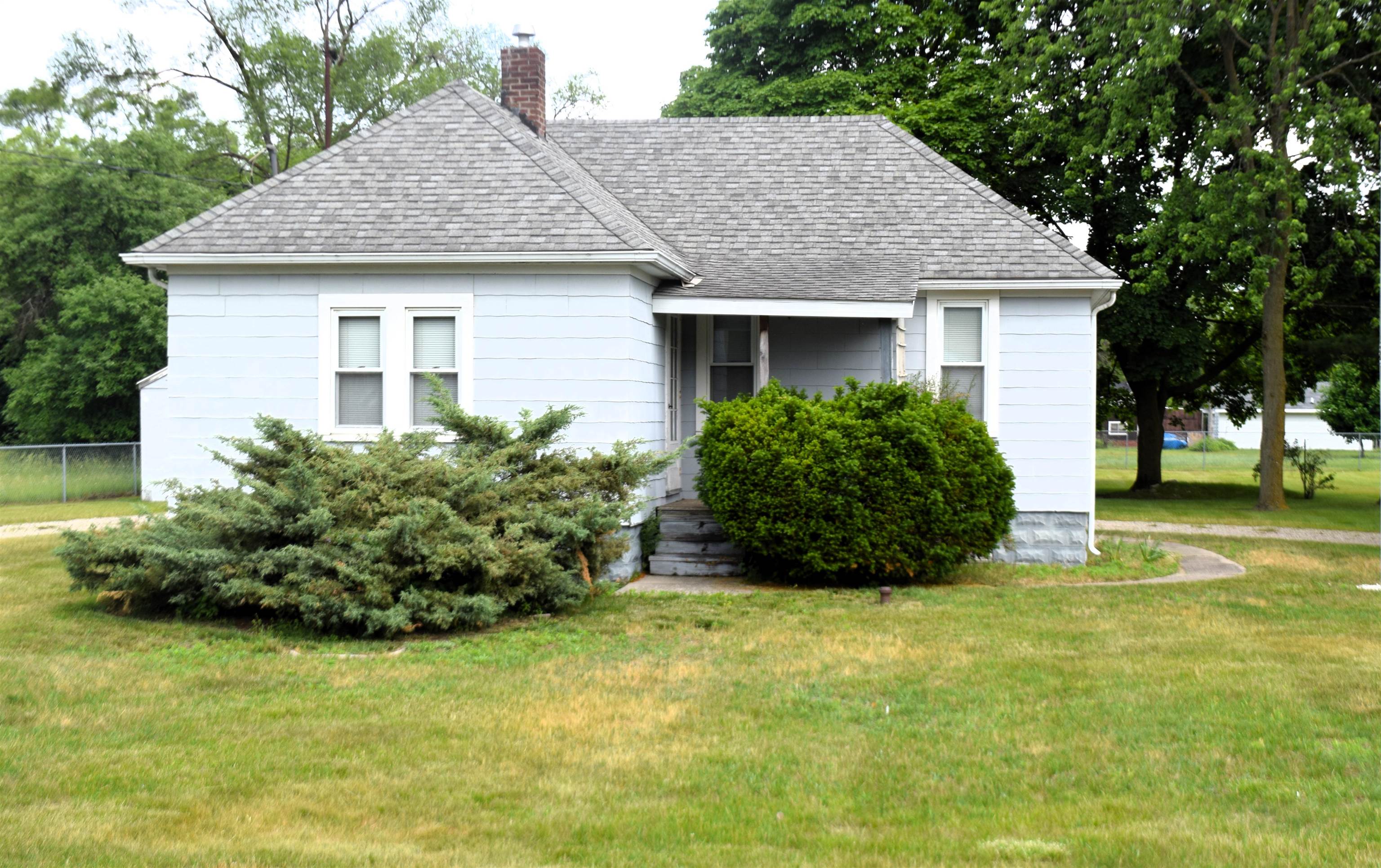 2139 S Isabella Road, Mount Pleasant MI 48858 photo 1