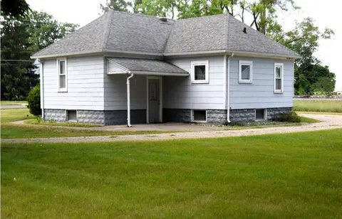 2139 S Isabella Road, Mount Pleasant MI 48858 photo 4