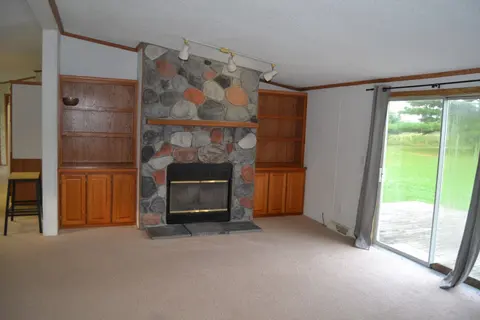 1617 Aberdeen Drive, Gladwin MI 48624 photo 4