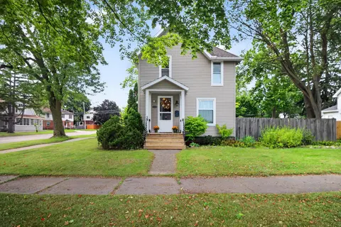 501 Woodworth Avenue, Alma MI 48801 photo 3