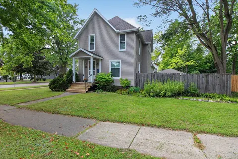 501 Woodworth Avenue, Alma MI 48801 photo 4
