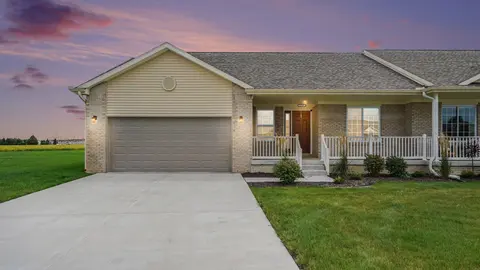 1708 Heritage Way, Mount Pleasant MI 48858 condo for sale