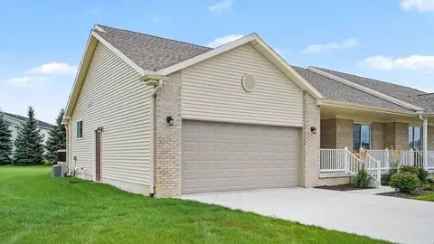 1708 Heritage Way, Mount Pleasant MI 48858 photo 3