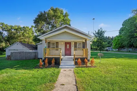 502 E Hazel Street, Saint Louis MI 48880 photo 2