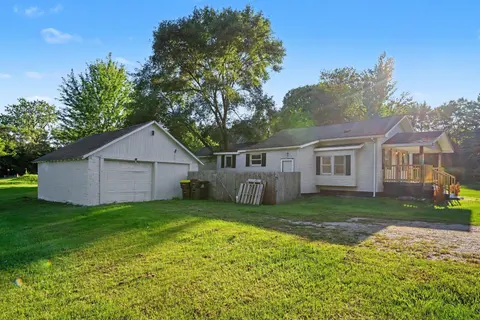 502 E Hazel Street, Saint Louis MI 48880 photo 4