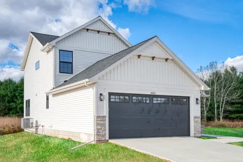 565 W Wildwood Drive # 11, Owosso MI 48867 photo 5