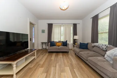 1015 & 1015 1/ E High Street, Mount Pleasant MI 48858 photo 5