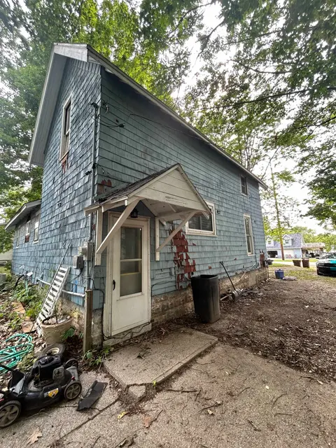110 N Grover Avenue, Alma MI 48801 photo 4