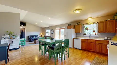 4101 W Battle Road, Farwell MI 48622-9211 photo 2