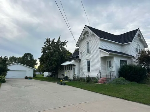 333 N Chippewa, Shepherd MI 48883 photo 4