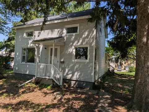 420 N Maple Street, Ithaca MI 48847 home for sale