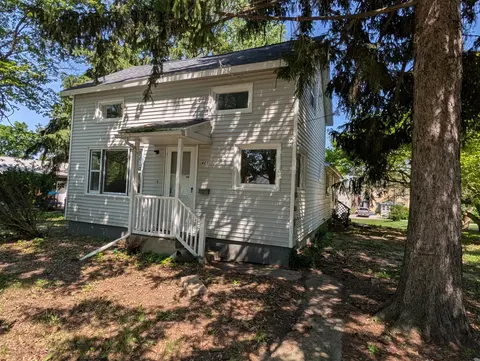 420 N Maple Street, Ithaca MI 48847 photo 2