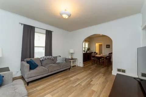 1015 1015 1/2 E High Street, Mount Pleasant MI 48858 photo 4
