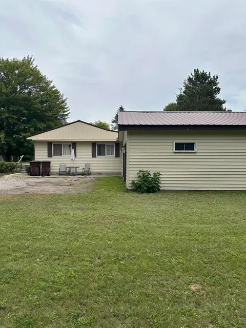 491 Brown Road, Standish MI 48658 photo 2