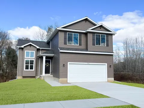 540 W Wildwood, Owosso MI 48867 photo 2