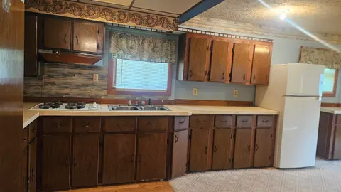 211 S Quarterline Street, Ashley MI 48806 photo 3